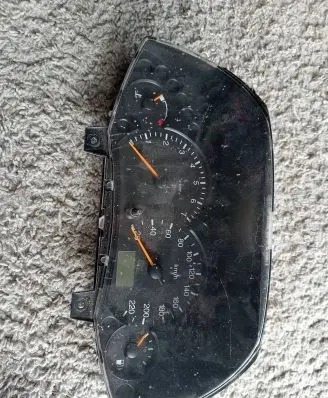 Ford Focus Speedometer (instrument cluster) 98ap10841bc
