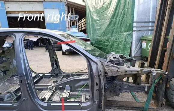 Audi e-tron Front quarter panel 