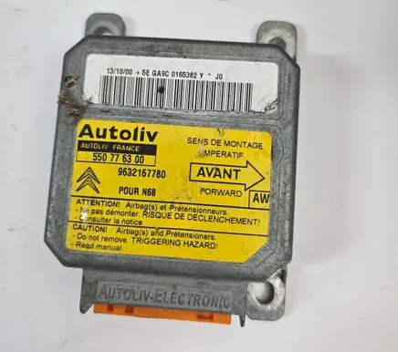 Citroen Xsara Picasso Airbag control unit/module 9632167780 550776300