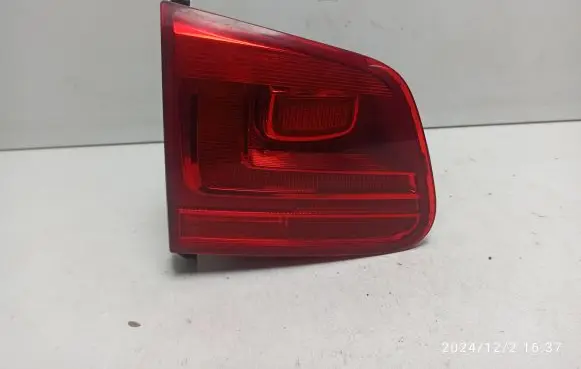 Volkswagen Tiguan Tailgate rear/tail lights 5N0945309