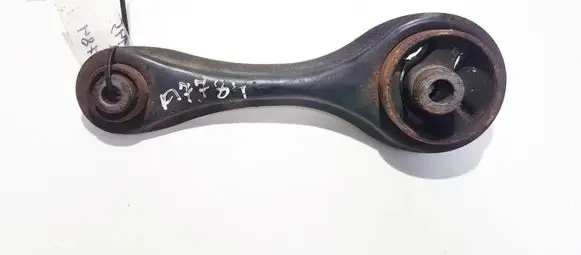 Honda Accord Engine mount bracket