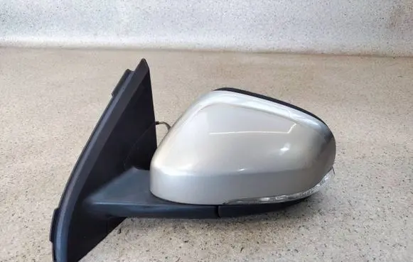 Volvo V60 Front door electric wing mirror 