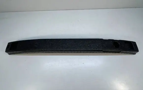 Fiat 500L Front bumper foam support bar D583