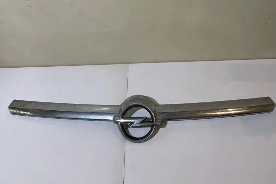 Opel Vectra C Front grill 551290562 13111757