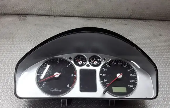 Ford Galaxy Speedometer (instrument cluster) 7M5920800H