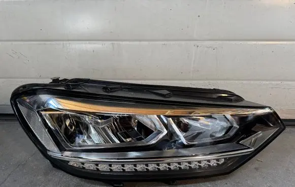 Headlight/headlamp