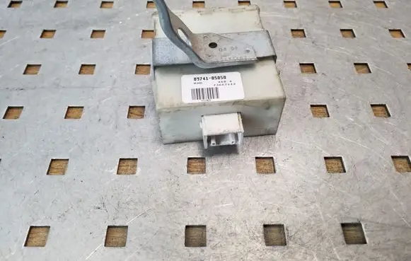 Toyota Avensis T250 Door central lock control unit/module 8974105050 73667112