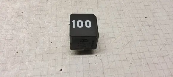 Volkswagen Transporter - Caravelle T5 Other relay 7M0951253A 1184C2