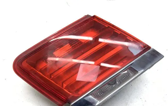 BMW 7 F01 F02 F03 F04 Tailgate rear/tail lights 7182205
