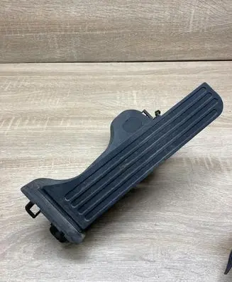 Volkswagen Golf V Accelerator throttle pedal 1K1721503L 6PV008600