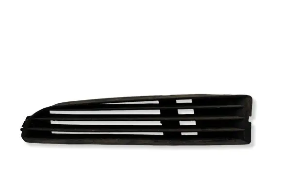 Audi A8 S8 D2 4D Front bumper lower grill 4D0853683