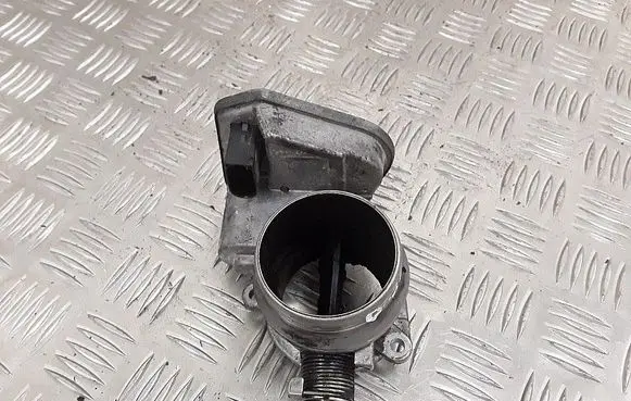 Fiat 500L Throttle valve 780437302