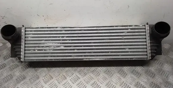 BMW 5 F10 F11 Intercooler radiator 175175771502
