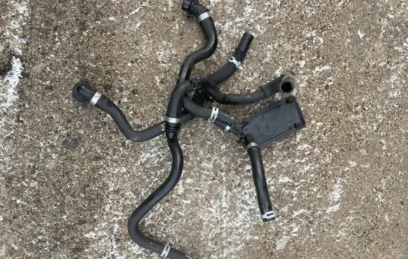 Volvo XC60 Air intake hose/pipe 32252517 32252516