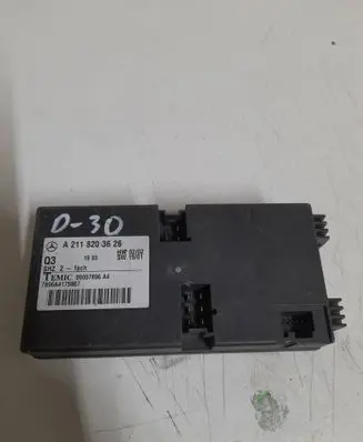 Mercedes-Benz E W211 Seat control module A2118203626 7896A4175867 00007896A4