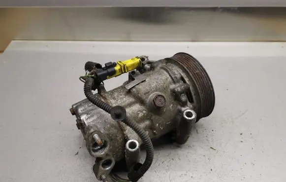 Peugeot 307 Air conditioning (A/C) compressor (pump) 9655191580