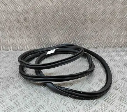 Rubber seal rear door