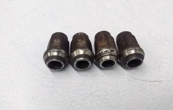 KIA Carens I Nuts/bolts 