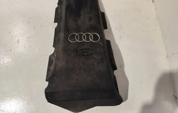 Engine cover (trim)