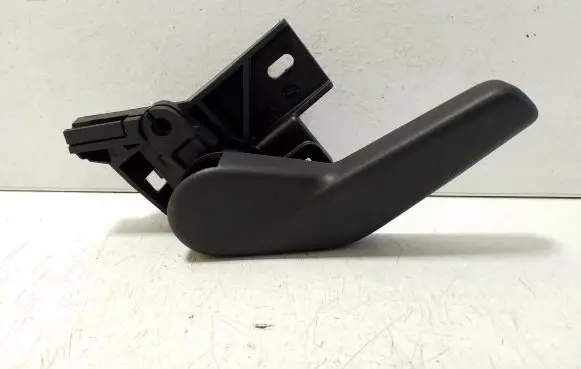 Skoda Kamiq Engine bonnet (hood) release handle 656823533