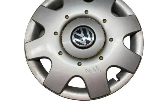 Volkswagen Touran I R16 wheel hub/cap/trim 1T0601147C