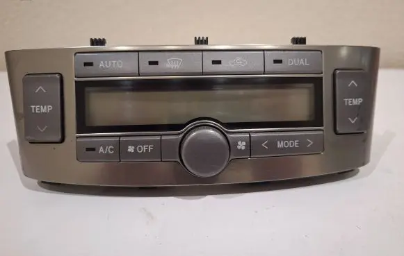 Toyota Avensis T250 Climate control unit 5590005271 5590205050h