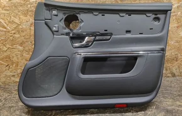Jaguar XJ X351 Front door card panel trim