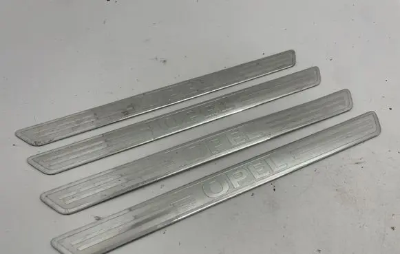 Opel Meriva B sill trim set (inner) 