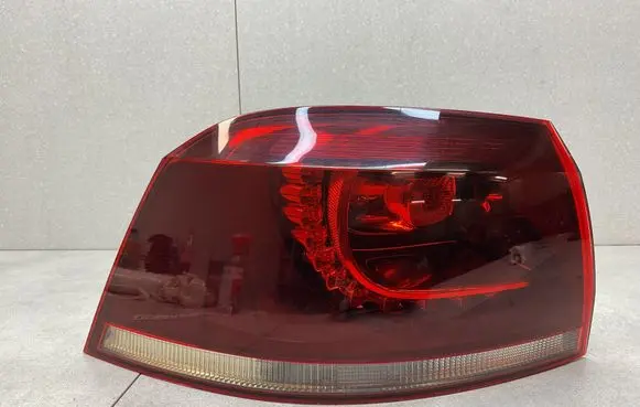 Volkswagen Golf VI Rear/tail lights 5K7945207B