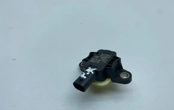 Audi A7 S7 4G Airbag deployment crash/impact sensor 4H0955557
