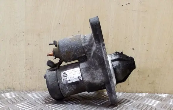 Nissan Qashqai Starter motor 23300EN200