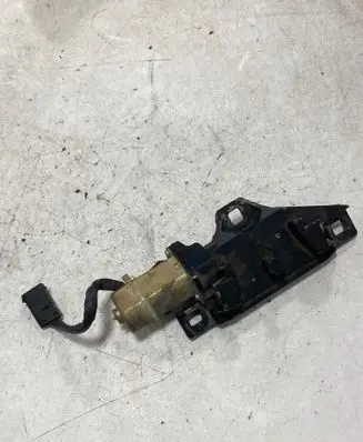 BMW 7 E65 E66 Tailgate/trunk/boot lock/catch/latch 7014872