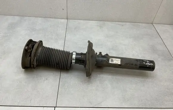 Skoda Octavia Mk3 (5E) Front shock absorber/damper 5Q0413023GJ