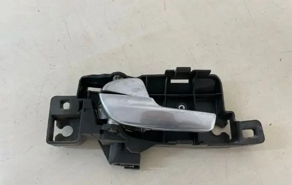 Ford S-MAX Rear door interior handle trim 6M21U22601