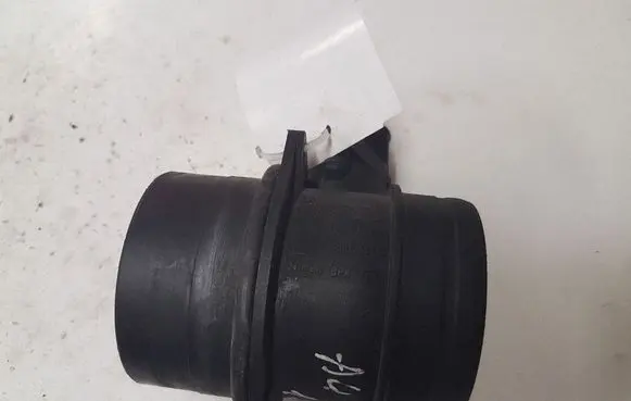 Audi A3 S3 8P Mass air flow meter 0281002461