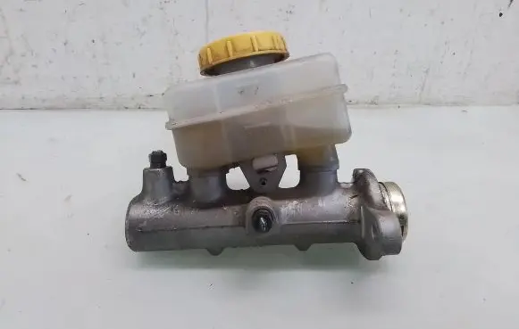 Subaru Forester SG Master brake cylinder