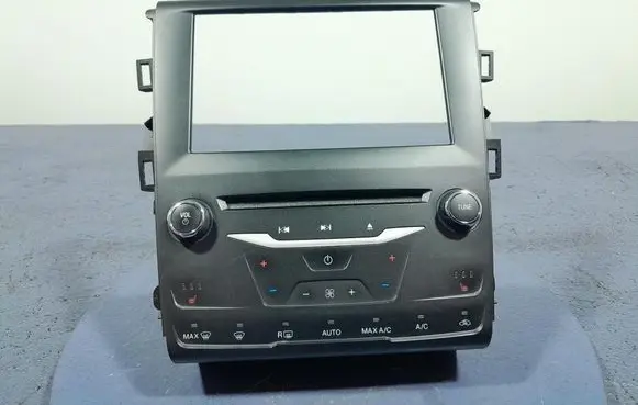 Ford Fusion Climate control unit DS7T-18E245-SM