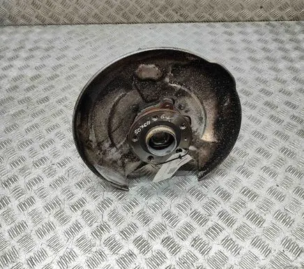 Volvo XC90 Rear wheel hub 31658319