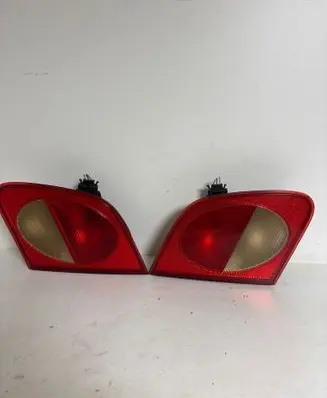 Mercedes-Benz E W210 Tailgate rear/tail lights A2108201264 A2108200964 197503