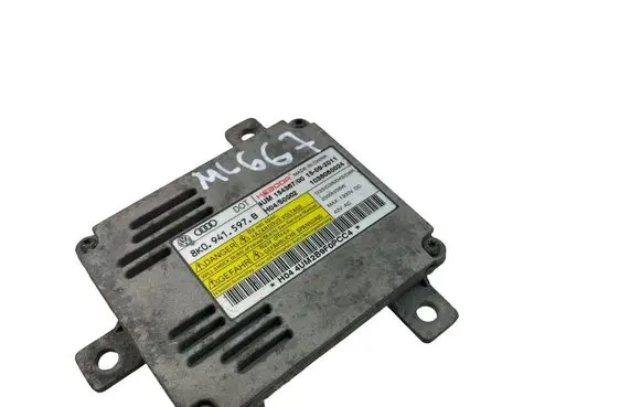 Volkswagen PASSAT B7 Xenon control unit/module 8K0941597B