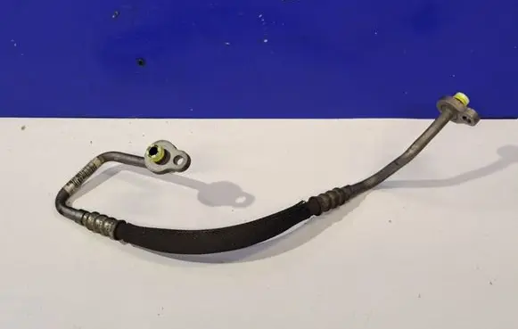 Volvo S60 Air conditioning (A/C) pipe/hose 31332531