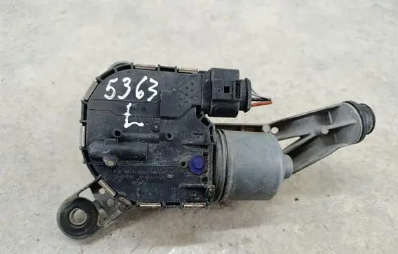 Ford Focus Front wiper linkage 