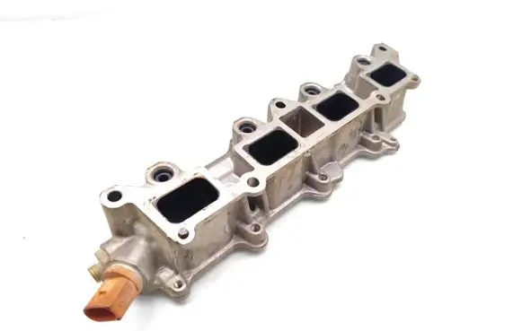 Audi A3 S3 8P Intake manifold 06J906051D