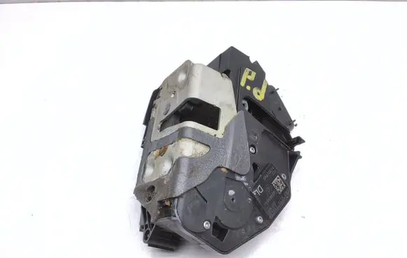 Volvo V60 Front door lock 31301740