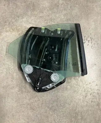 BMW 4 G22 G23 G24 G26 Vent/Glass mechanism 5A071C6 E01823109 7955238