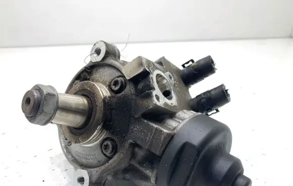 Audi A5 Fuel injection high pressure pump 0445010538
