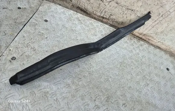 Engine compartment rubber