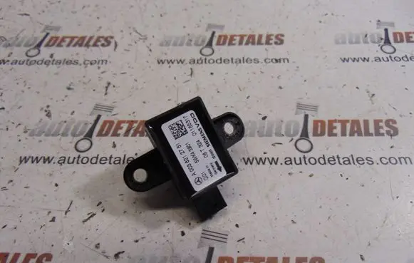 Mercedes-Benz S W221 Airbag deployment crash/impact sensor A0038212751