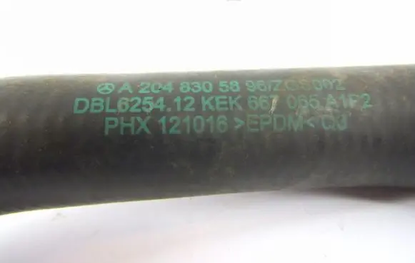 Mercedes-Benz C W204 Air intake hose/pipe A2048305896