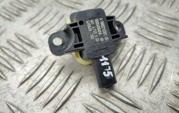 Mercedes-Benz A W176 Airbag deployment crash/impact sensor A1668210351